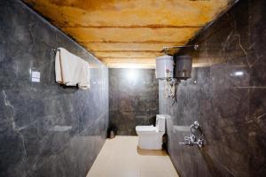Un baño de Sky Desert Safari Camp Jaisalmer
