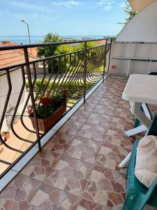 Balkón nebo terasa v ubytování Guest House Evin Rai
