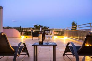 Бассейн в Villa Rosa sul mare или поблизости