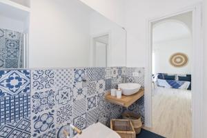 Kúpeľňa v ubytovaní Casa un Tocco di Blu con piscina privata