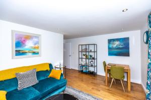Posezení v ubytování First Class Flat
