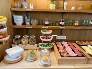 Comida no hotel ou em algum lugar perto