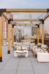 Posezení v ubytování Sonder by Marriott Bonvoy Ovation Apartments Avenue of the Arts