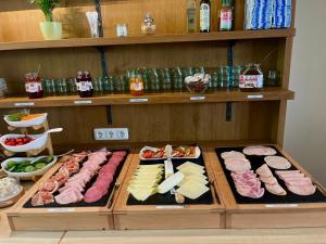 Comida no hotel ou em algum lugar perto