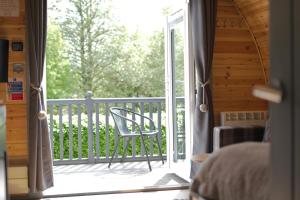 Balkón nebo terasa v ubytování Bonny Wee Snug - Pod in Spean Bridge
