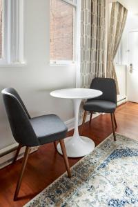 Zona d'estar a The Arco Hotel Midtown Village, Sonder