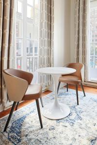 Zona d'estar a The Arco Hotel Midtown Village, Sonder