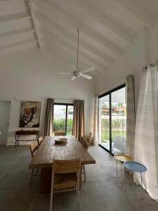 Foto sihtkohas La Laguna asuva majutusasutuse VILLA CORAL Tracadero Beach Resort galeriist