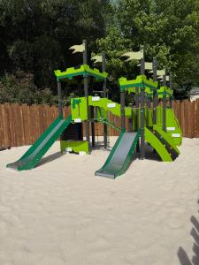 Herní místnost nebo prostor pro děti v ubytování Château de l'Hom