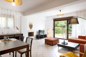 Istumisnurk majutusasutuses Bergamot & Myrtillo Villas with shared pool,Afitos #FeelsLikeHome