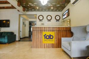 Μια τηλεόραση ή/και κέντρο ψυχαγωγίας στο FabHotel Prime PAS Resorts - A Lake View Hotel