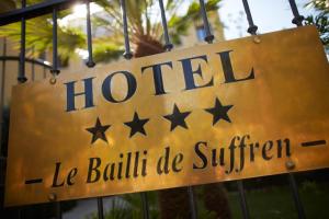 Certifikát, hodnocení, plakát nebo jiný dokument vystavený v ubytování Hôtel Le Bailli De Suffren