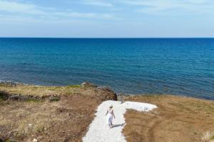 Fotografie z fotogalerie ubytování Villa Lara - Stylish Retreat with Beach Access v destinaci Pachyammos
