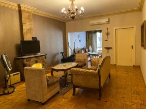 Μια τηλεόραση ή/και κέντρο ψυχαγωγίας στο Private Studio in Elite home