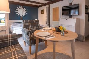 Η κουζίνα ή μικρή κουζίνα στο Sonnenmond +13 φωτογραφίες