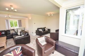 Area soggiorno di The Willows Wroxham
