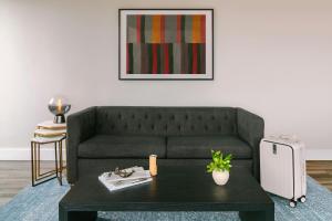 Area soggiorno di Sonder by Marriott Bonvoy Georgetown C&O Apartments Georgetown