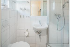 Koupelna v ubytování Haus Juistine Süd + 6 fotografií