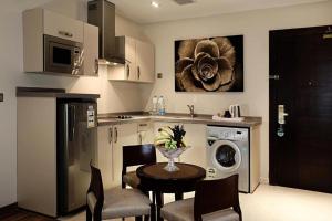 Gallery image of Aswar Serviced Apartments in Al Khobar +25 photos