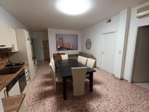 A kitchen or kitchenette at Zago
