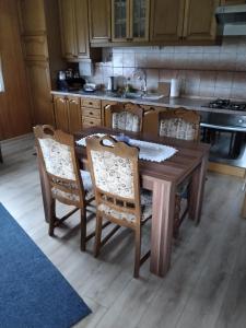 Kuchyň nebo kuchyňský kout v ubytování Apartman "JAGAR"