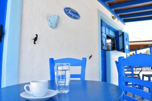 Posezení v ubytování Blue Dolphin Studios and Apartment