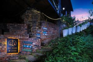 Certifikát, hodnocení, plakát nebo jiný dokument vystavený v ubytování Longji Aplo Leisure B&B