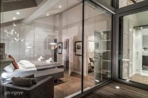 A bathroom at Executive Suite Schottenring Még 37 kép