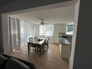 伊莎贝拉Large 1 Bedroom Apt with 2 balconies and Pool的相册照片