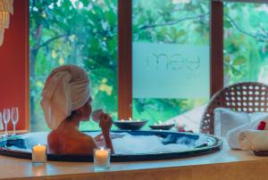 Makanan di atau berdekatan hotel