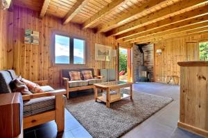 Gallery image of Chalet Cassiopée Ovronnaz in Ovronnaz +5 photos