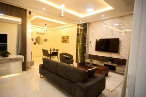 Φωτογραφία από το άλμπουμ του Abram Hills Hotel Ltd σε Koforidua