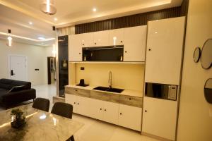 Φωτογραφία από το άλμπουμ του Abram Hills Hotel Ltd σε Koforidua