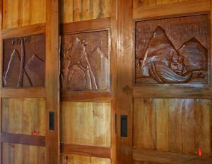 ภาพในคลังภาพของ Treehouse Hideaway Villa I - Piton and Ocean Views ในซูฟริแยร์