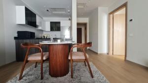 Η κουζίνα ή μικρή κουζίνα στο Axxodia- Apartments In Aeon Towers