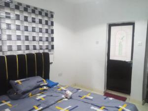 Fotografie z fotogalerie ubytování 2-Bed Apartment Tradebybata Homes FUNAAB Abeokuta v destinaci Abeokuta