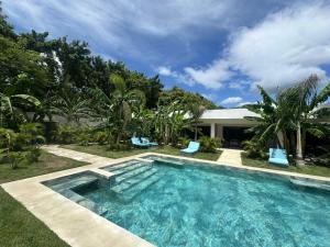 Piscina di Hotel Good Life o nelle vicinanze