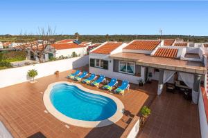 Πισίνα στο ή κοντά στο Villa Quimera by Villa Plus