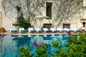 The swimming pool at or close to Hotel Terminal - Caroli Hotels