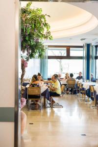 Restaurace v ubytování Hotel Levante
