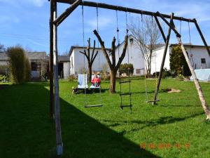 Ein Kinderspielbereich in der Unterkunft Apartment in Halenfeld near Ski Slope