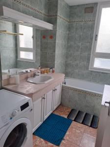 Ένα μπάνιο στο Appartement 3 chambres