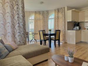 A kitchen or kitchenette at Apartments in complex ATIA RESORT