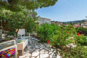 Vonkajšia záhrada v ubytovaní Villa Angela by Villa Plus