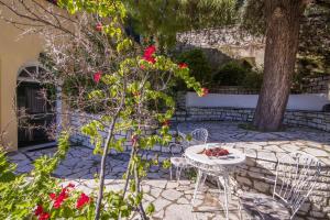 Vonkajšia záhrada v ubytovaní Villa Angela by Villa Plus