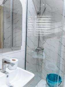 Fotografie z fotogalerie ubytování PLATINIUM 2Bedroom with PS5 & Pool v destinaci Lagos