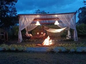 La Villa Glamping外面的花园