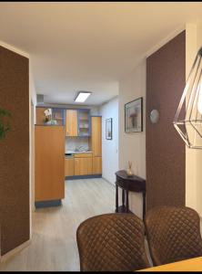 Kuchyň nebo kuchyňský kout v ubytování Ferienwohnung in Krumpendorf am Wörthersee