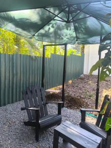 Taman di luar Sloth View Glamping