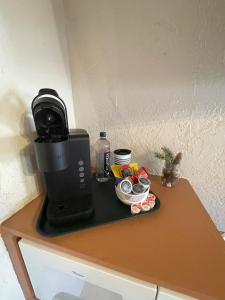 Příslušenství pro přípravu čaje a kávy v ubytování The Spruce Lodge